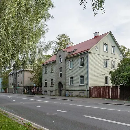 Urban Jungle 10min Walk To Old Town Appartement Tallinn